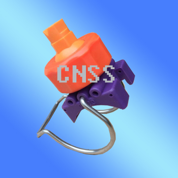 Clip eyelet clamp nozzle